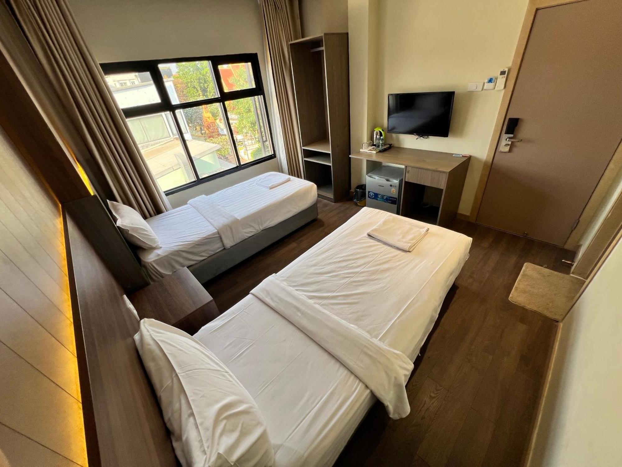 Lucie Hotel Wientian Zewnętrze zdjęcie